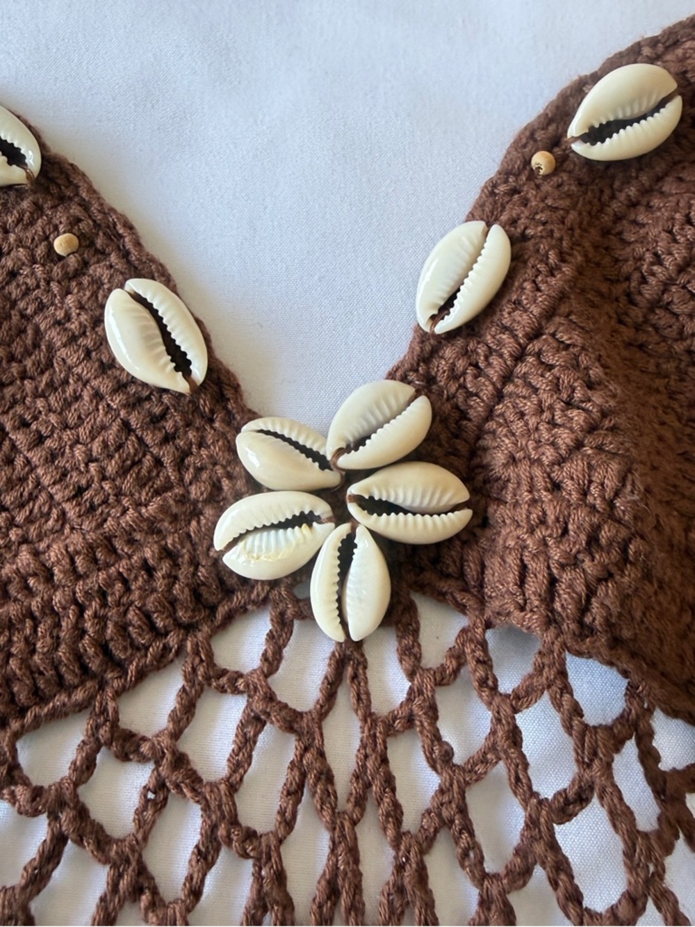 🌺 Chocolate Seashell Crochet Halter Top Small 🌺 - Picture 5 of 9